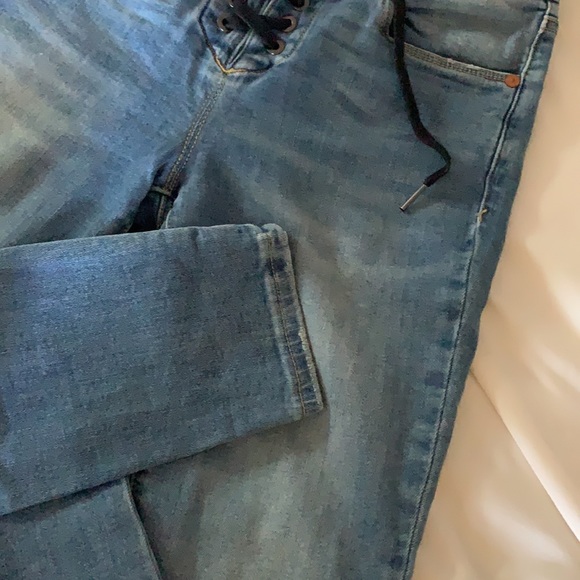 BLANK NYC jeans - Picture 3 of 3